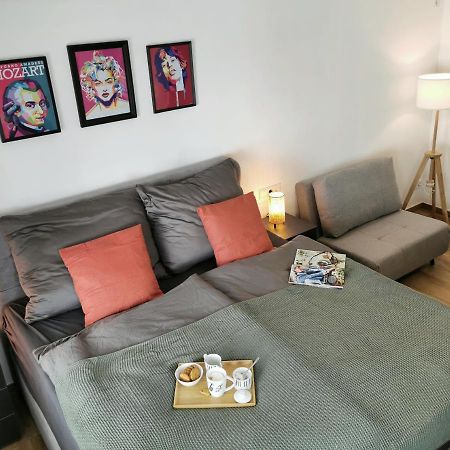 Neues City Center Piano Appartement Mit Netflix Klagenfurt am Woerthersee Zewnętrze zdjęcie