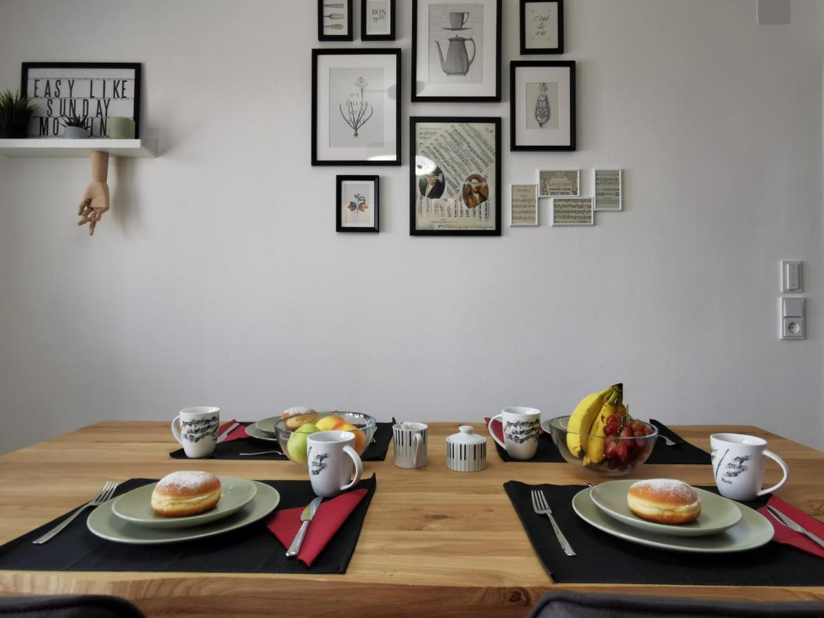 Neues City Center Piano Appartement Mit Netflix Klagenfurt am Woerthersee Zewnętrze zdjęcie
