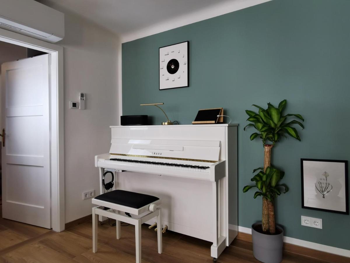 Neues City Center Piano Appartement Mit Netflix Klagenfurt am Woerthersee Zewnętrze zdjęcie